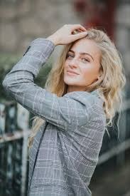 Nina F.